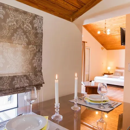 Sol Salle Garitsa Corfu Anemómilosz