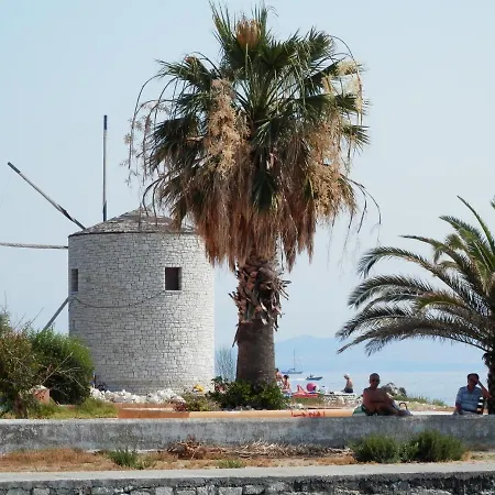 Sol Salle Garitsa Corfu 公寓 *
